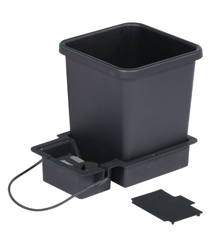 Nutrifield AutoFeed 4 Pot Autopot System